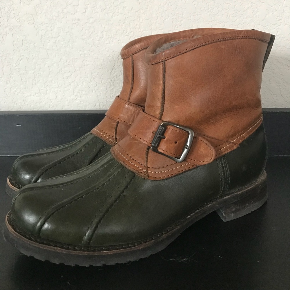 Frye Veronica duck boot in hunter green